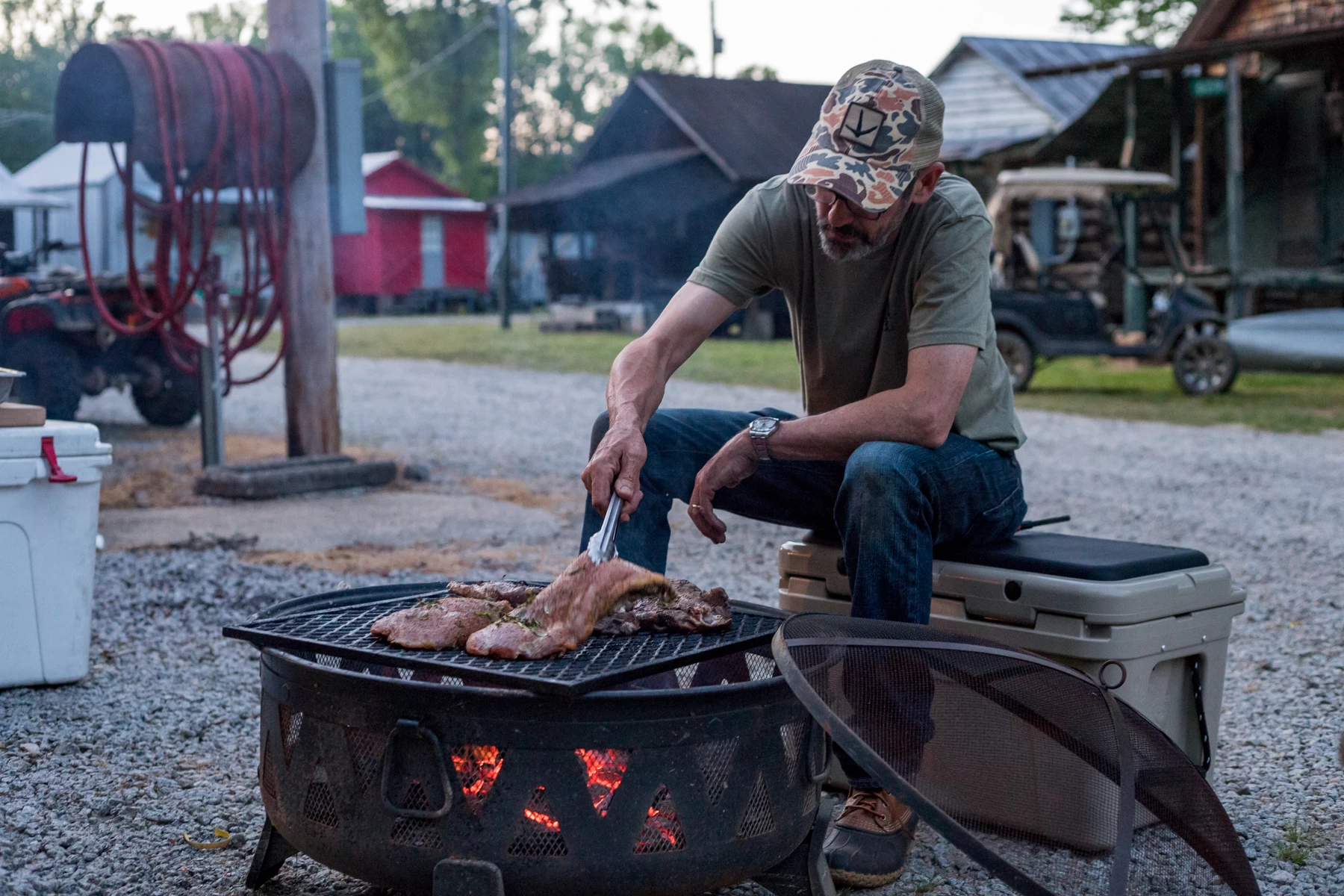 Yeti Tundra 45 Kühlbox Navy – Bild 4